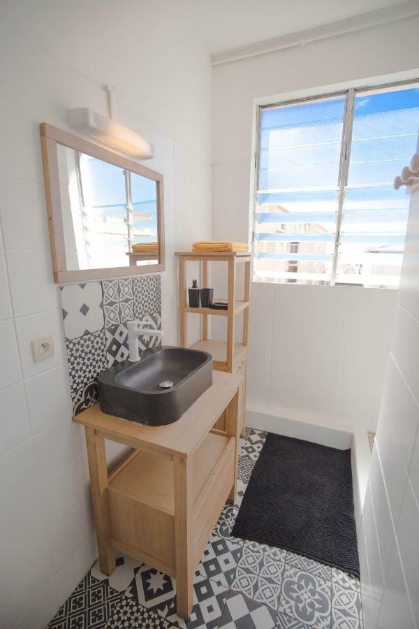 Appartement Hypercentre+ Place De Parking Privee Saint-Denis Luaran gambar